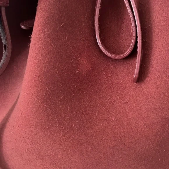 Mansur Gavriel Suede Bucket Bag in burgundy - Picture 7 of 9